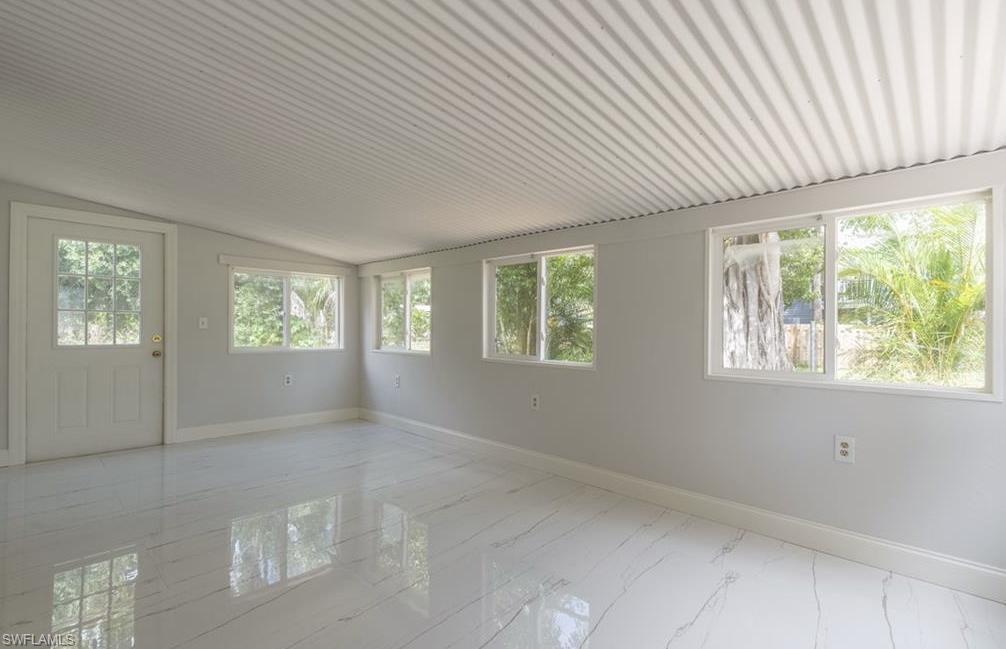 RUSSELL PARK - Residential