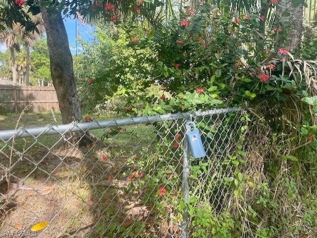 RUSSELL PARK - Residential