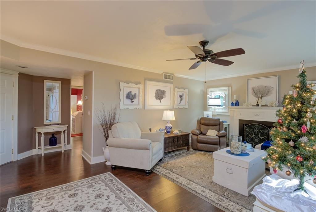 BEACHWALK GARDENS - Residential