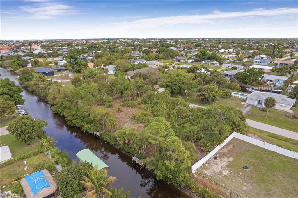 CHARLOTTE PARK - Land