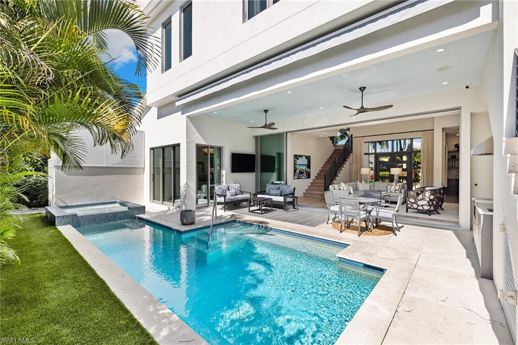 OLDE NAPLES - Residential