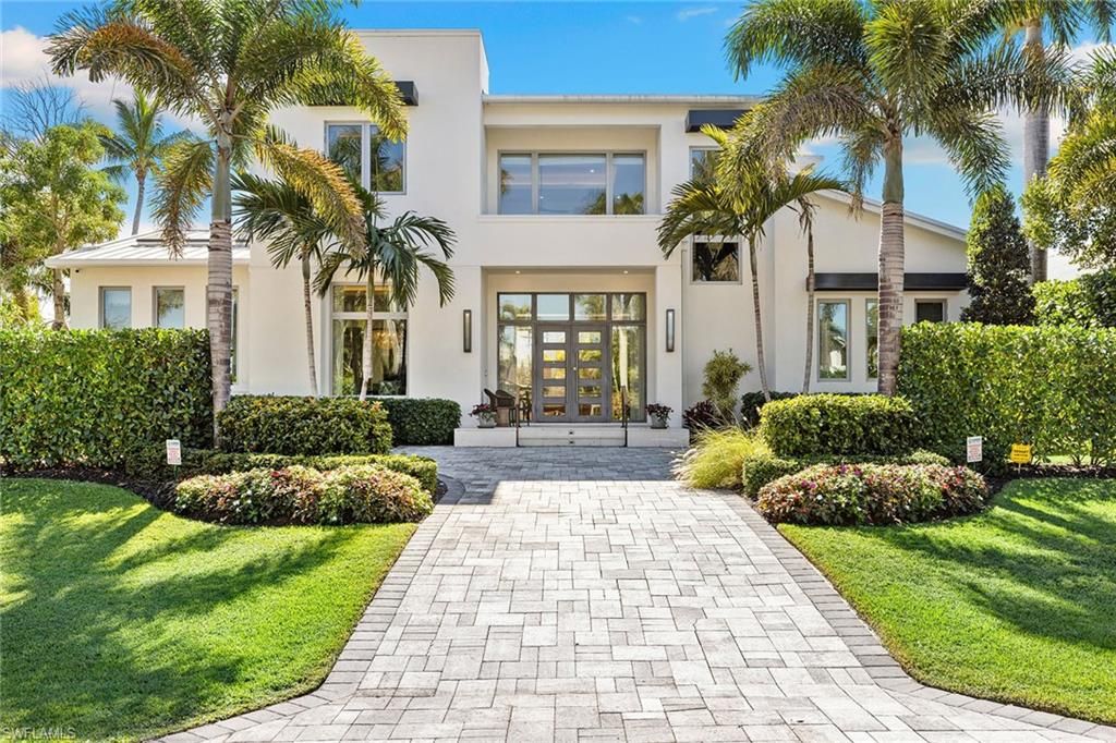 Photo of 790 6th AVE N, NAPLES, FL 34102 (MLS # 226006865)