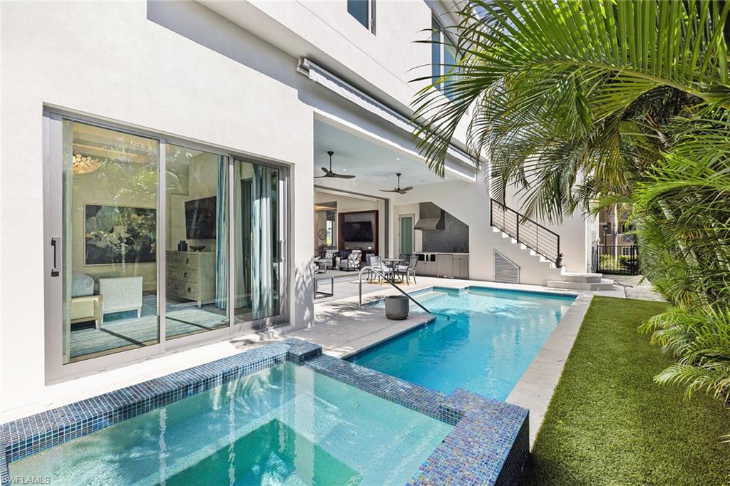 OLDE NAPLES - Residential