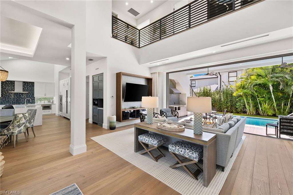 OLDE NAPLES - Residential