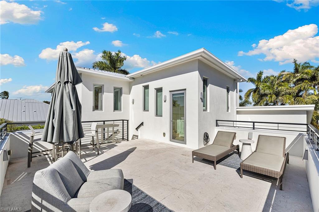 OLDE NAPLES - Residential