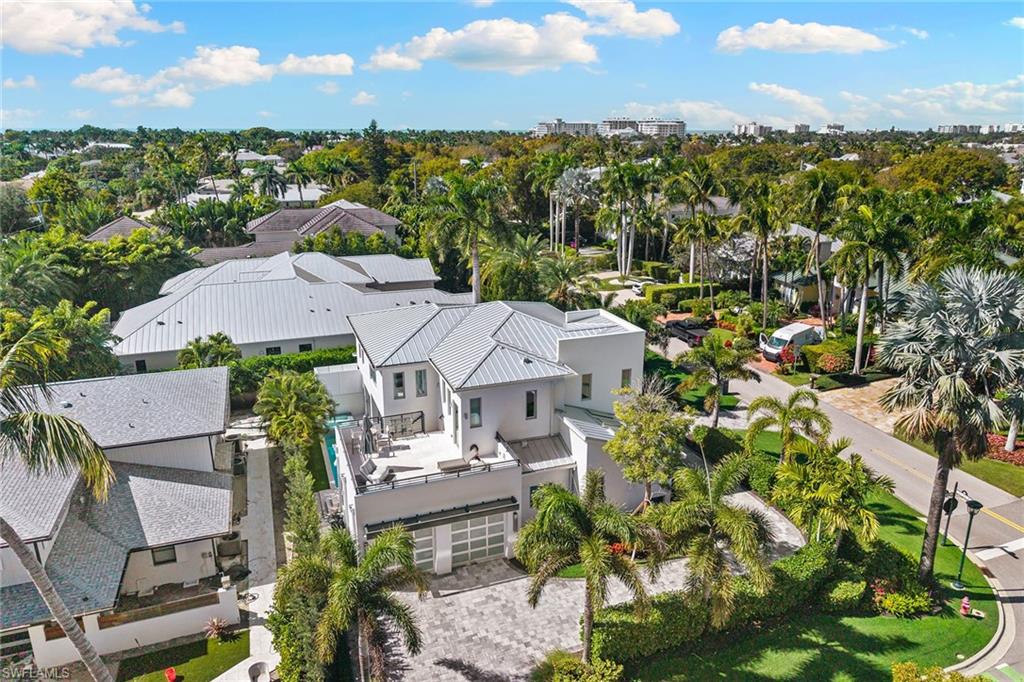 OLDE NAPLES - Residential