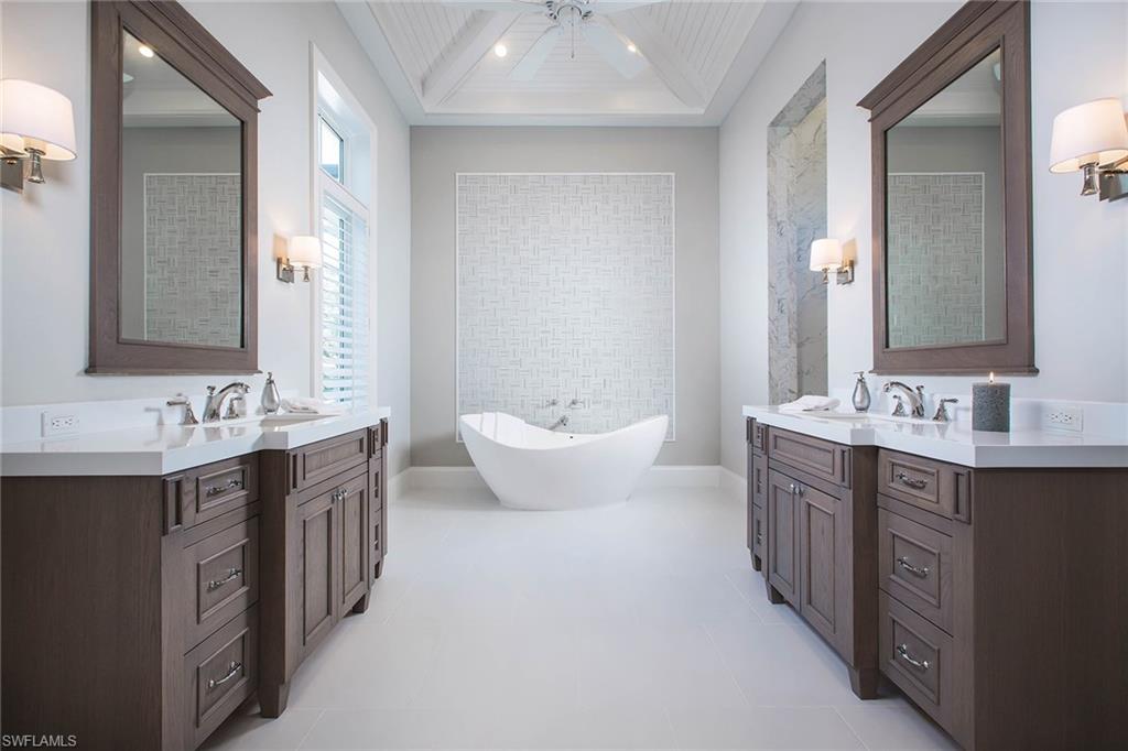 PARK SHORE - Residential