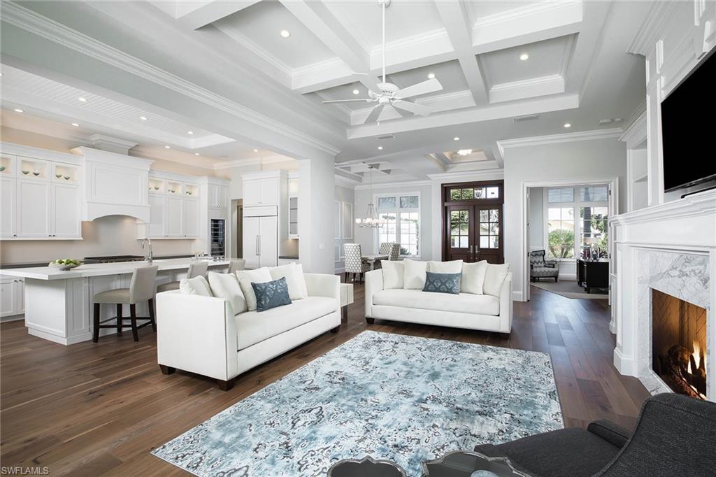 PARK SHORE - Residential