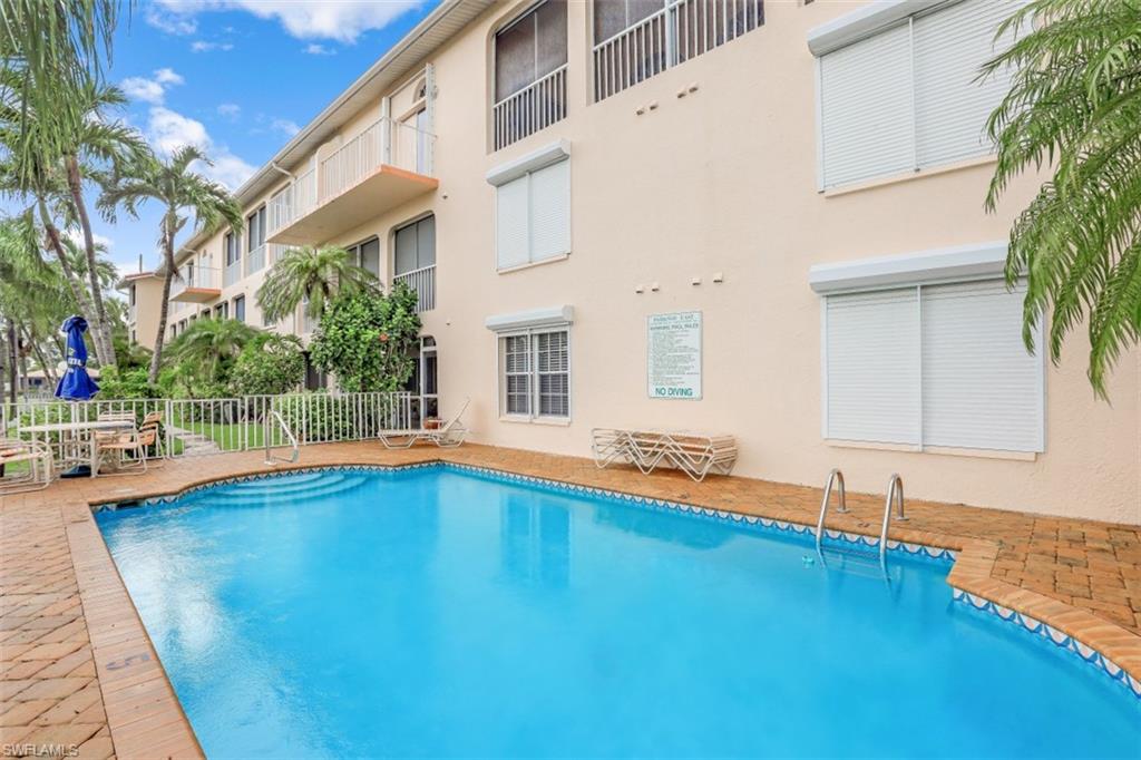 PARKWAY EAST - Residential