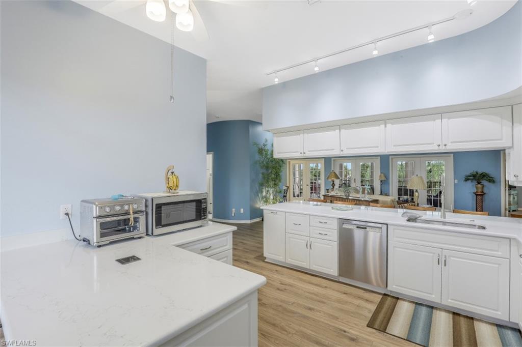 PARKWAY EAST - Residential