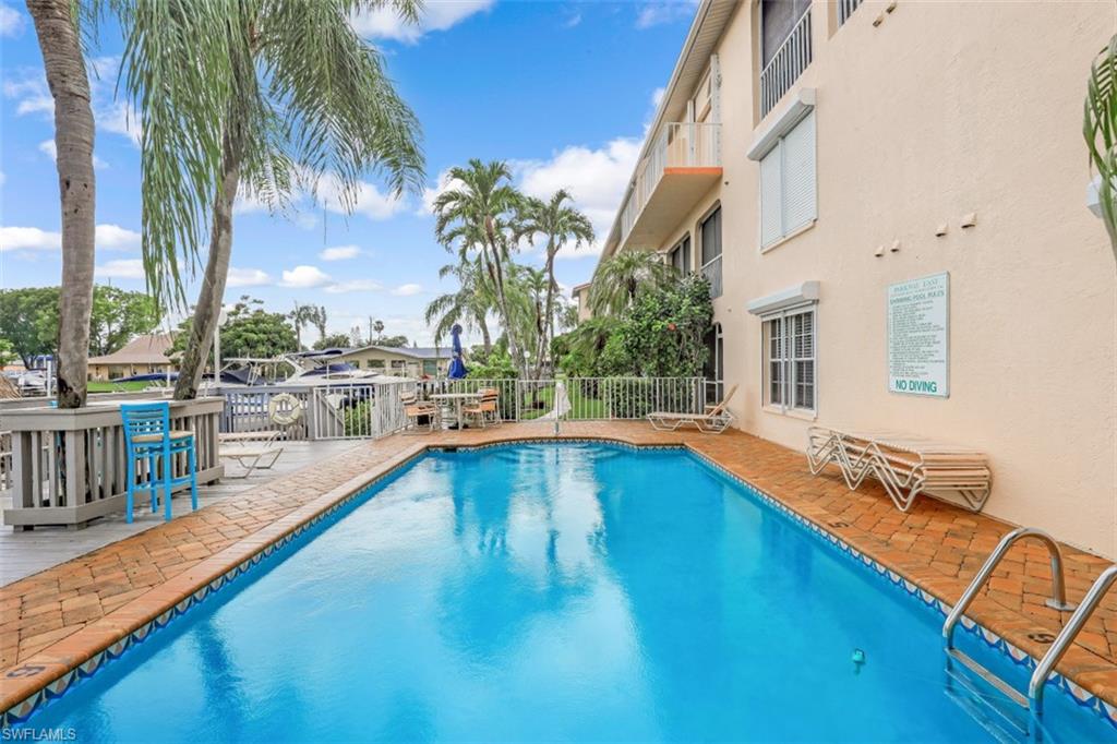 PARKWAY EAST - Residential