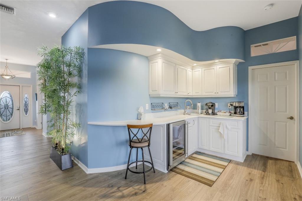 PARKWAY EAST - Residential