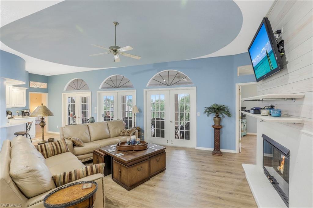 PARKWAY EAST - Residential