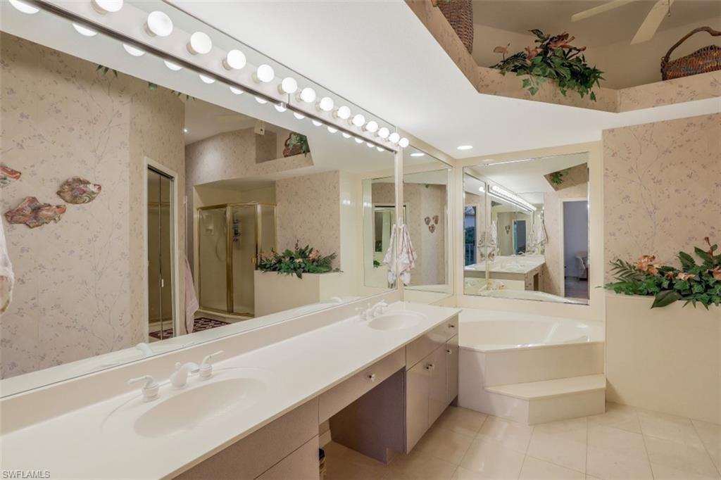 PARKWAY EAST - Residential