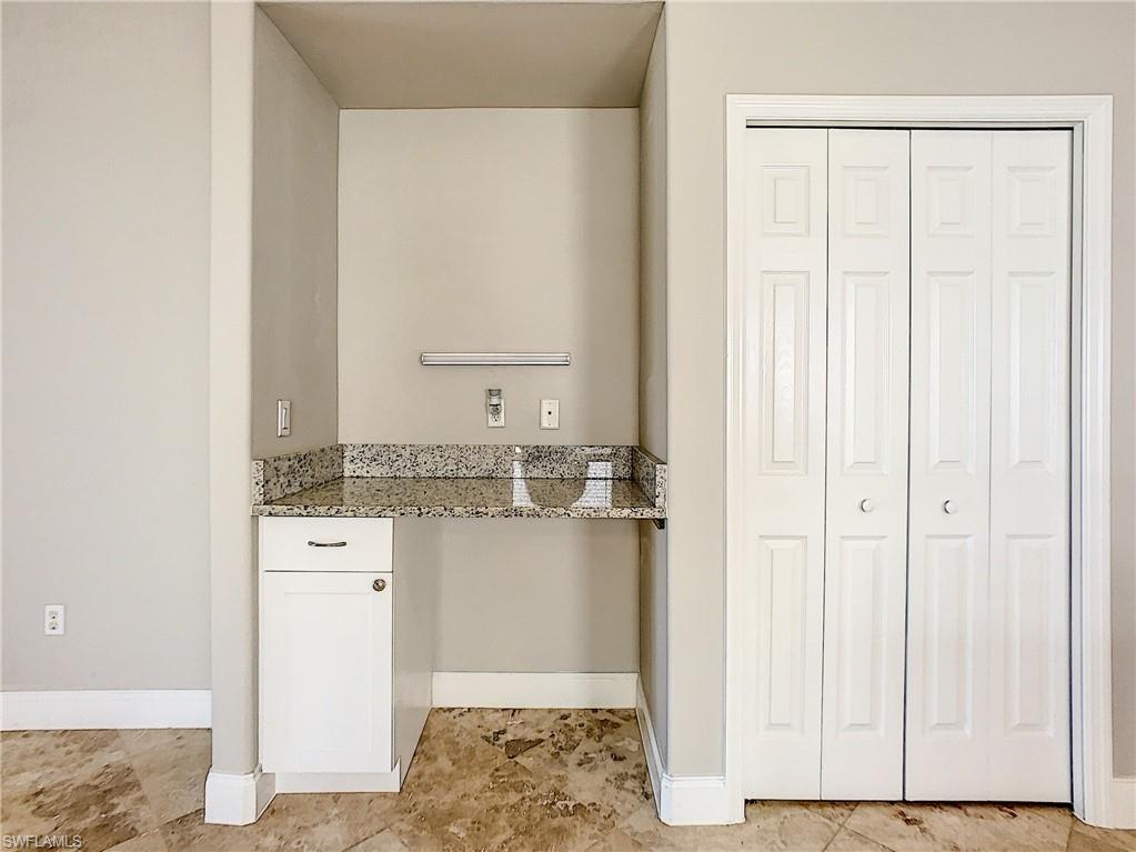 STONEYBROOK - Residential