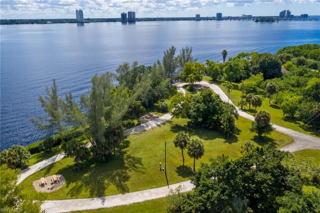 OLD BRIDGE VILLAGE - Residential