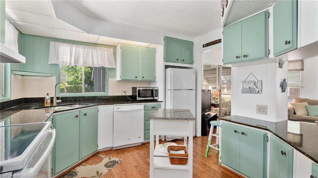 OLD BRIDGE VILLAGE - Residential