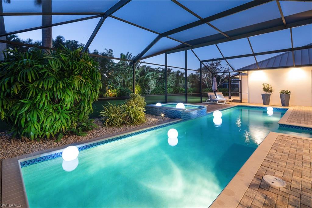 PELICAN BAY WOODS - Residential