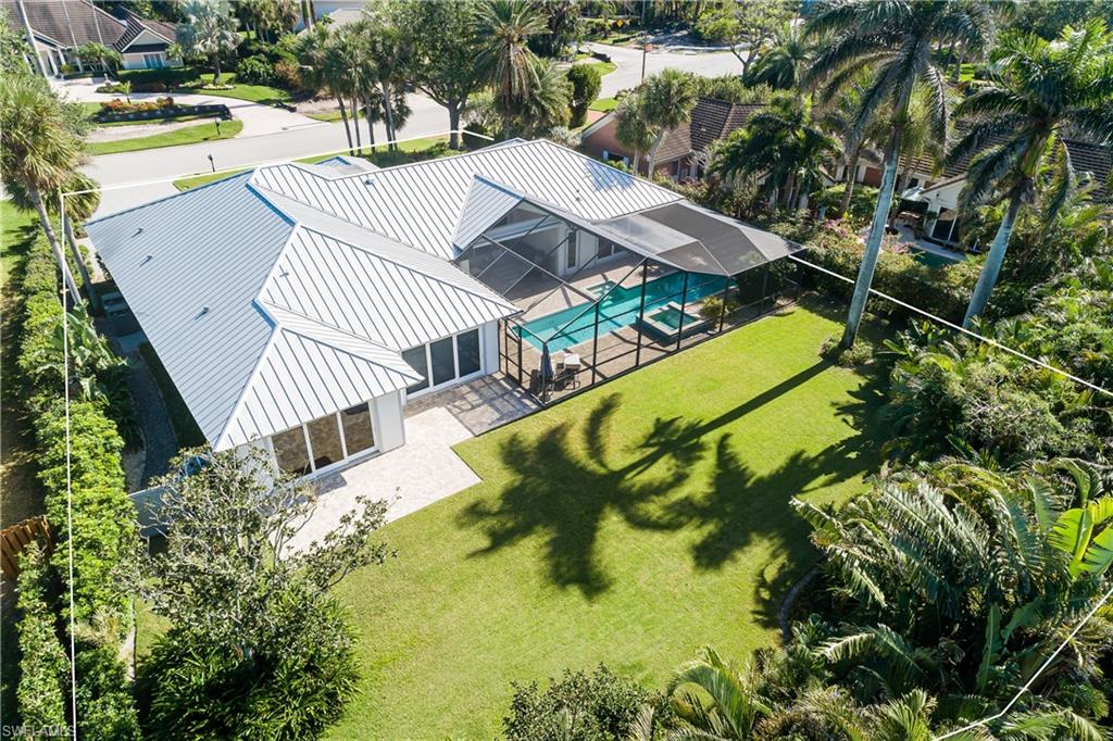 PELICAN BAY WOODS - Residential