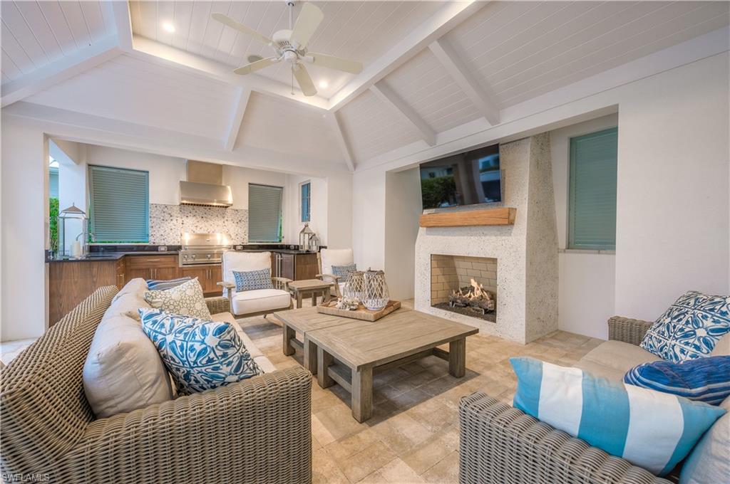 OLDE NAPLES - Residential