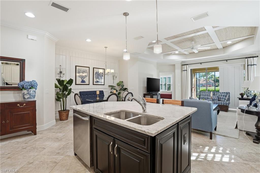 VILLA PALMERAS - Residential