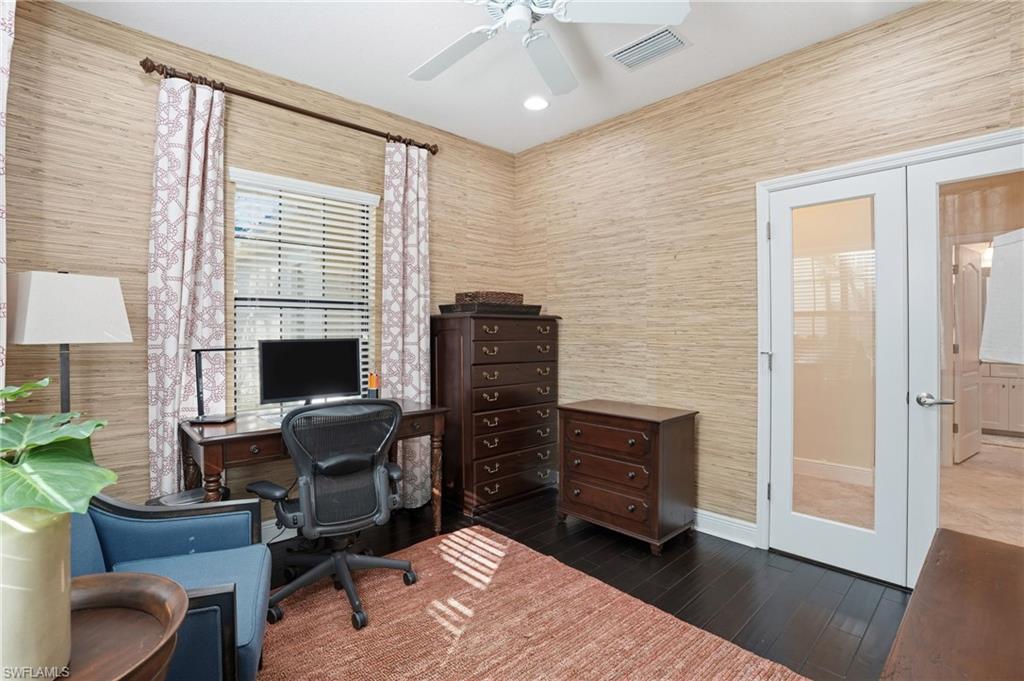 VILLA PALMERAS - Residential