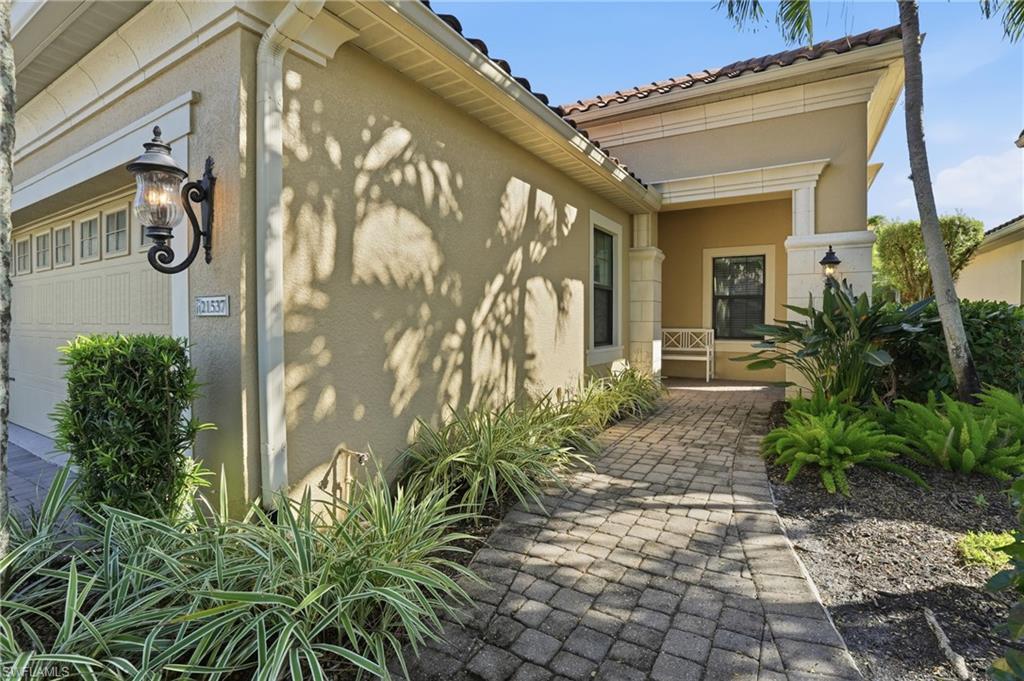 VILLA PALMERAS - Residential