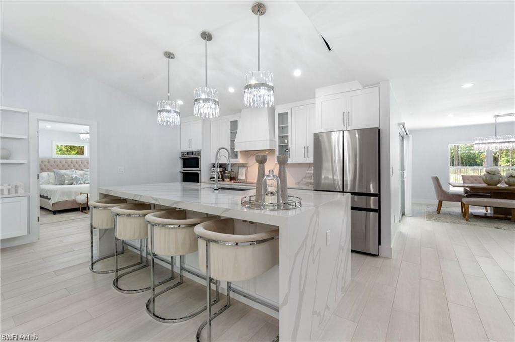 COLLIER WOODS - Residential