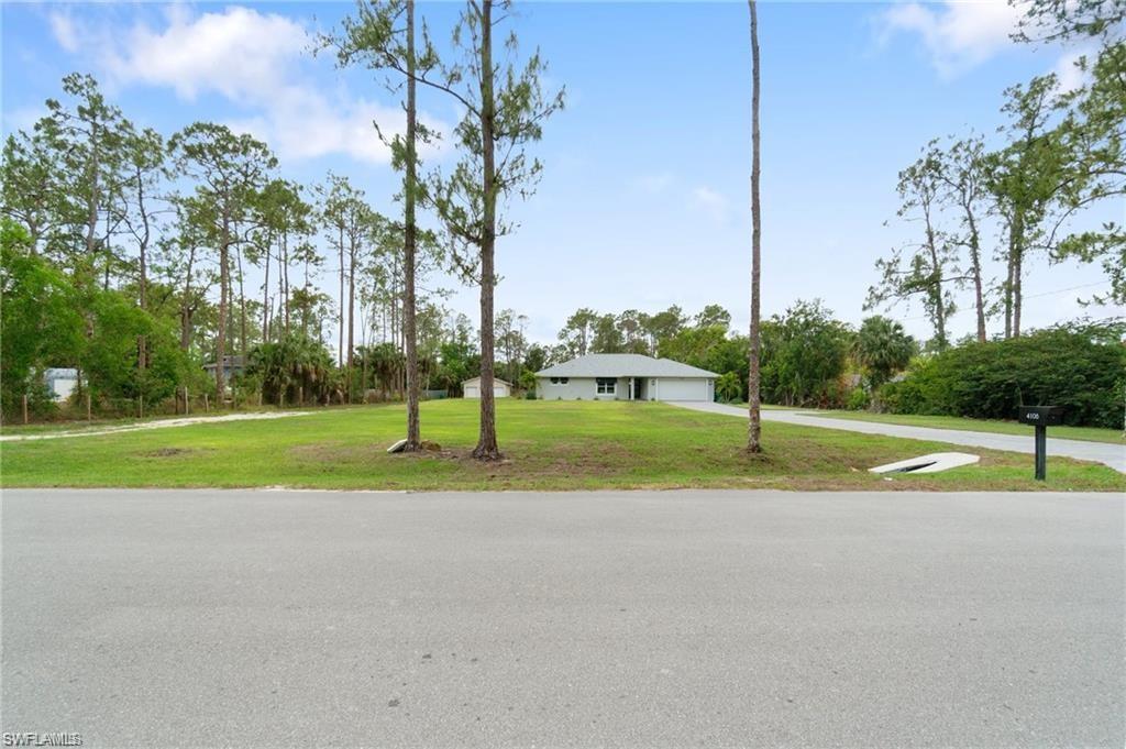 COLLIER WOODS - Residential