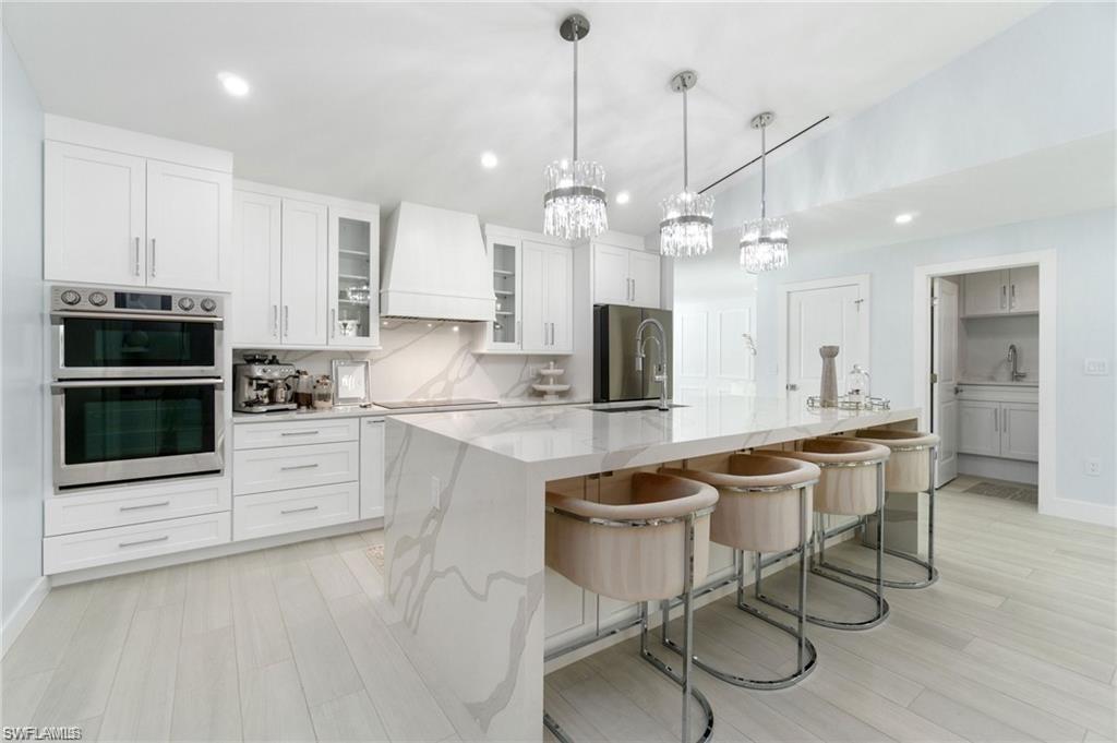 COLLIER WOODS - Residential