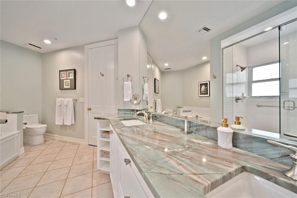 HERON AT THE SANCTUARY II - Residential