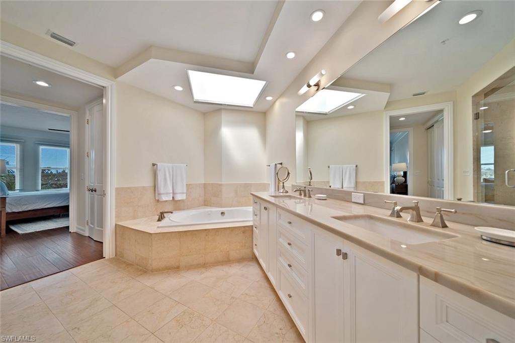 HERON AT THE SANCTUARY II - Residential