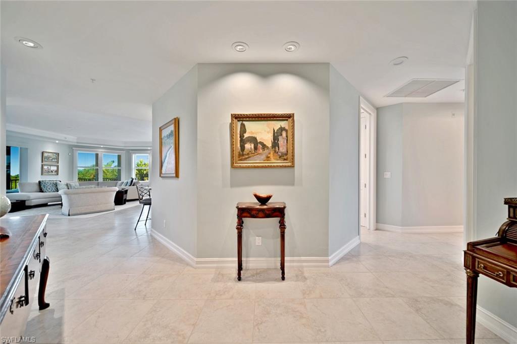 HERON AT THE SANCTUARY II - Residential