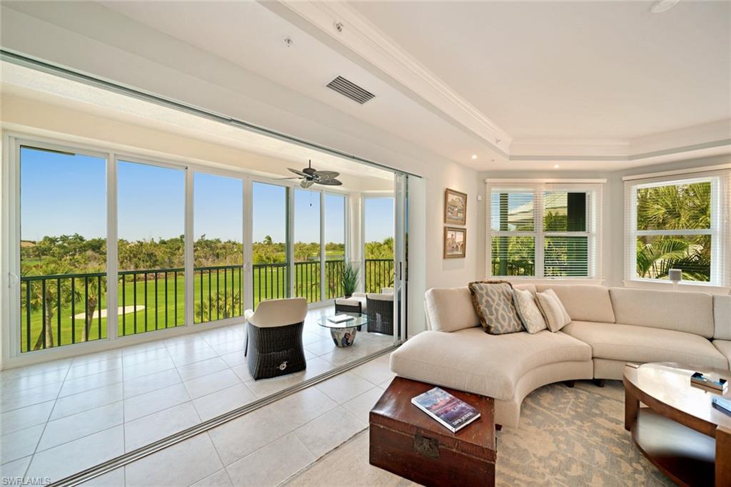 HERON AT THE SANCTUARY II - Residential