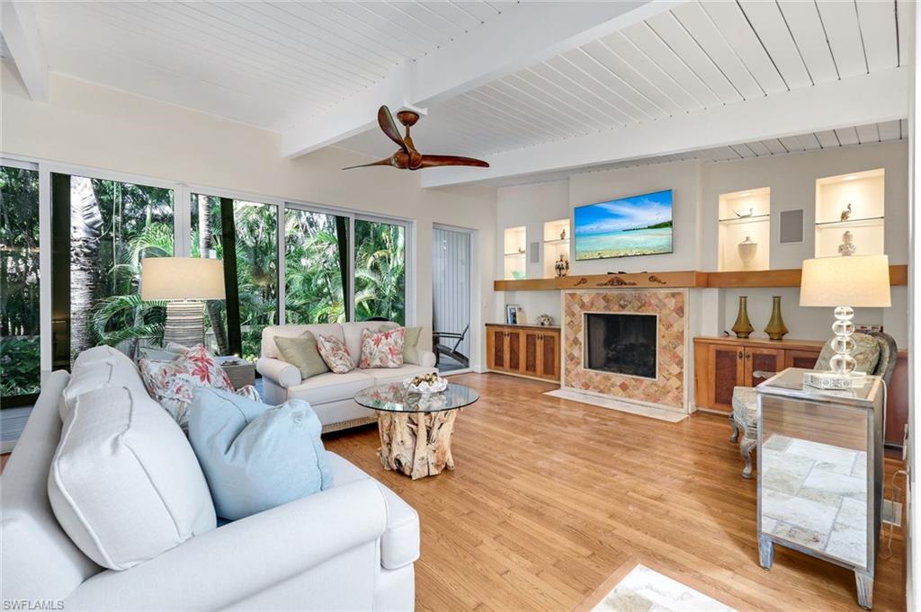 OLDE NAPLES - Residential