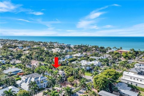 210 Central AVE NAPLES FL 34102