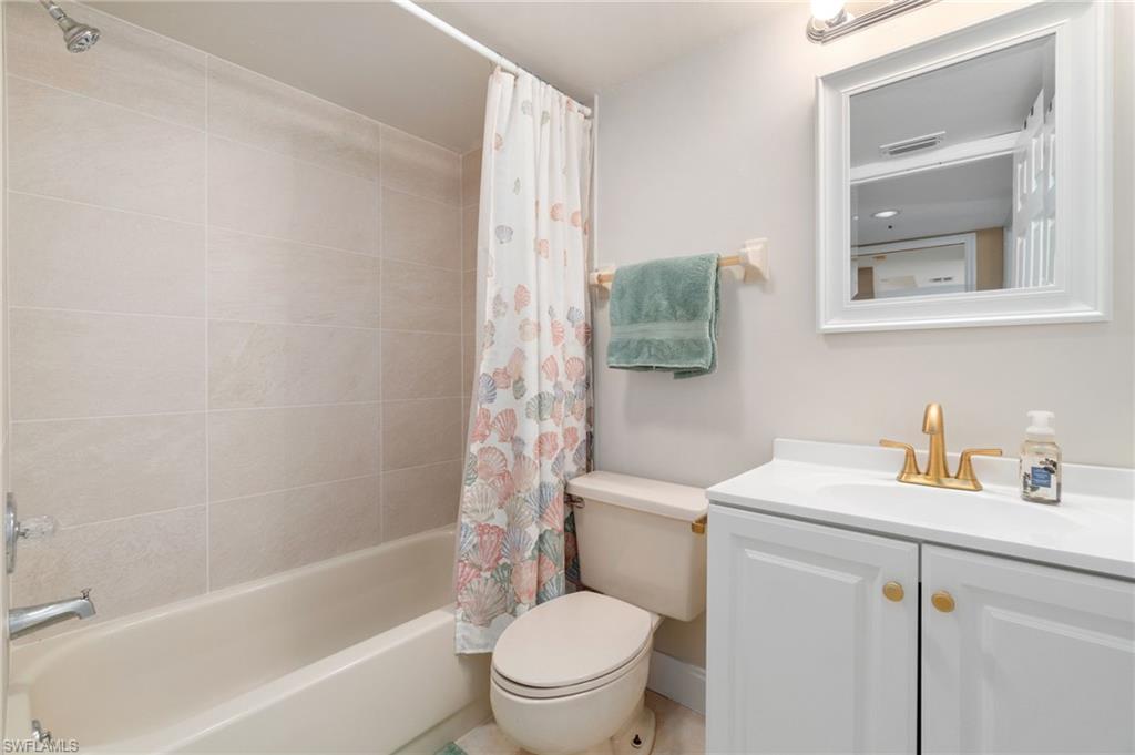 VILLAGE - Residential