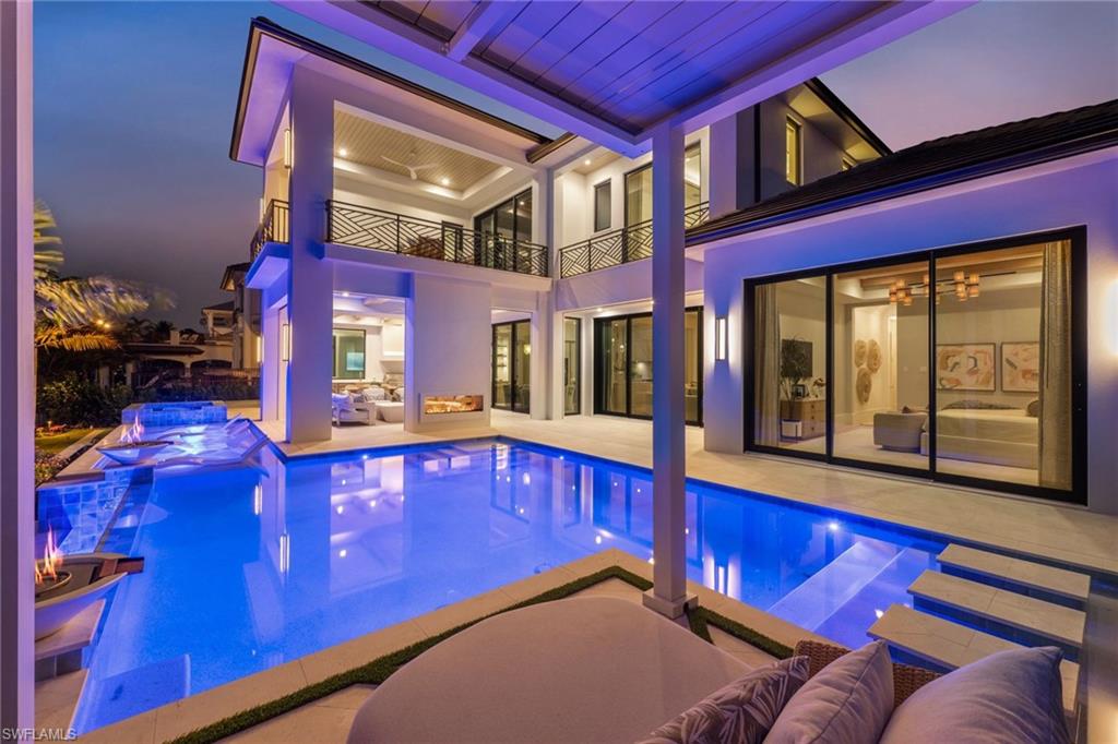 AQUALANE SHORES - Residential