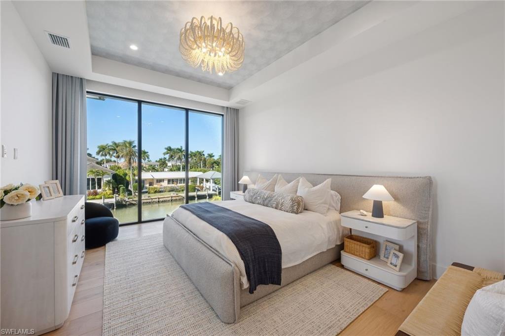 AQUALANE SHORES - Residential