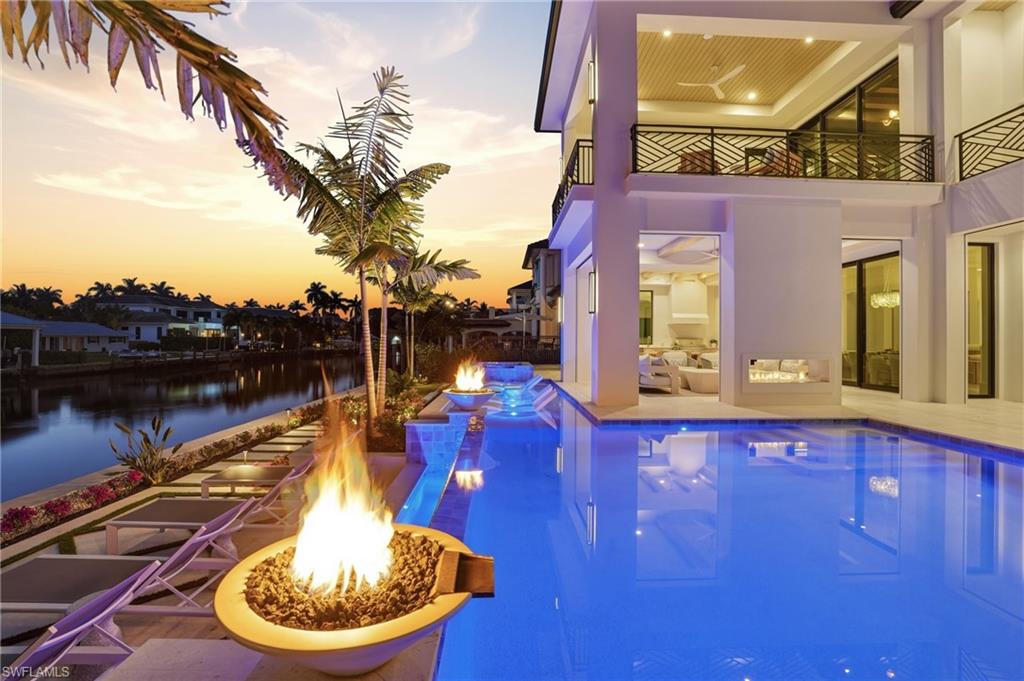 AQUALANE SHORES - Residential