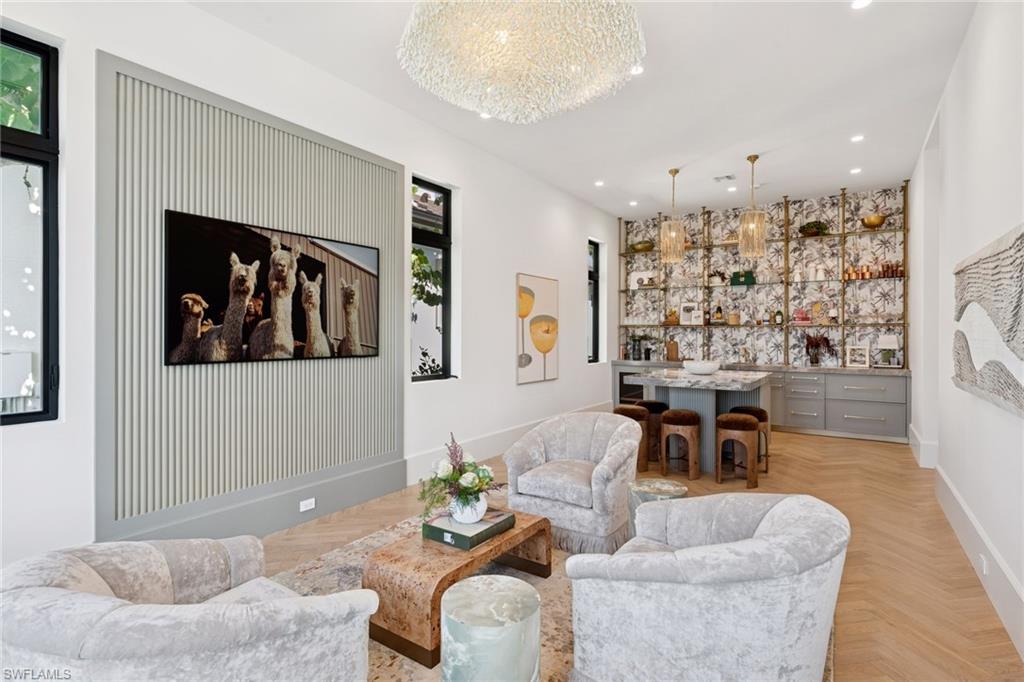 AQUALANE SHORES - Residential