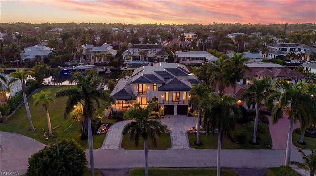 AQUALANE SHORES - Residential