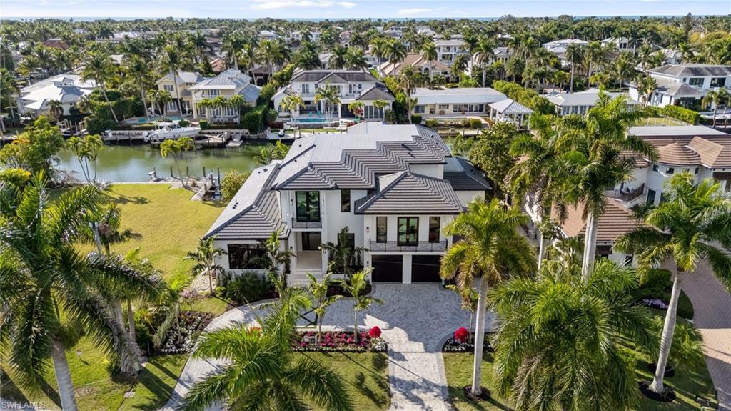 AQUALANE SHORES - Residential