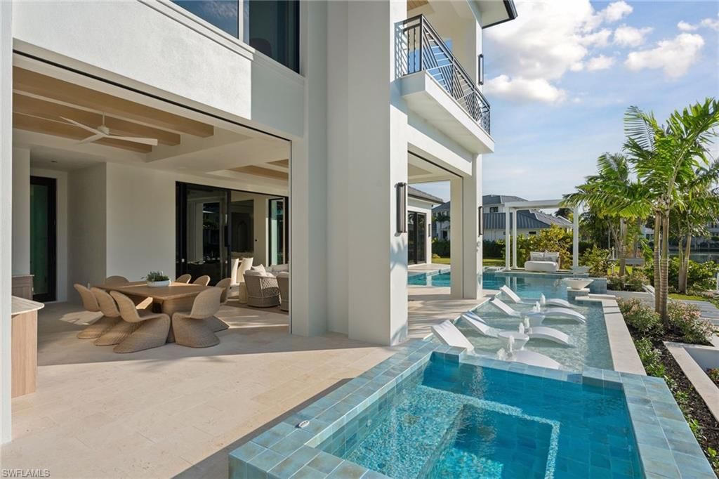 Photo of 1990 7th ST S, NAPLES, FL 34102 (MLS # 225084686)