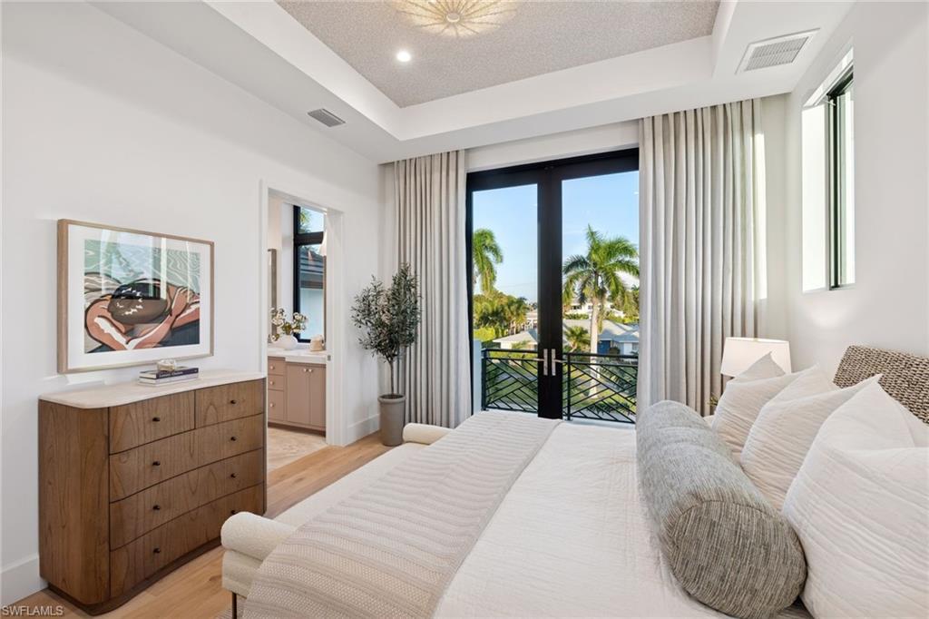 AQUALANE SHORES - Residential