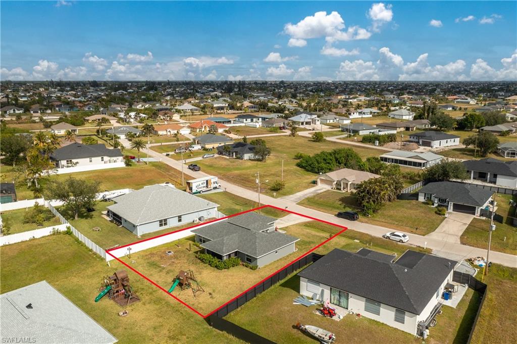 CAPE CORAL - Residential