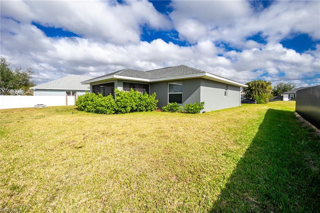 CAPE CORAL - Residential