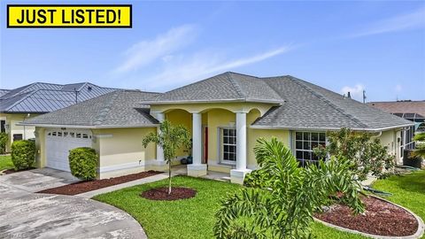 608 SW 43rd TER CAPE CORAL FL 33914