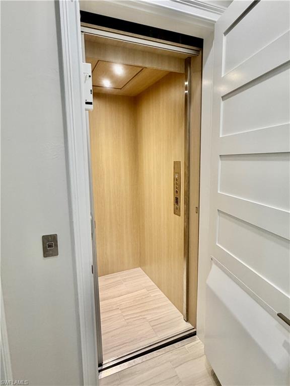 ISLES OF COLLIER PRESERVE - Residential