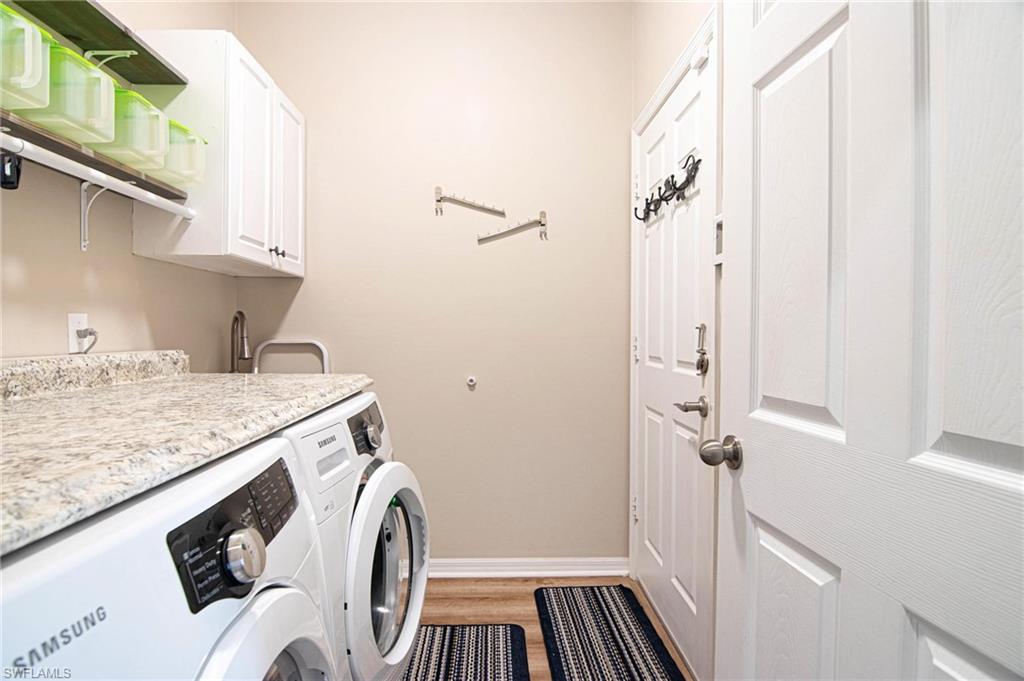 SANDOVAL - Residential